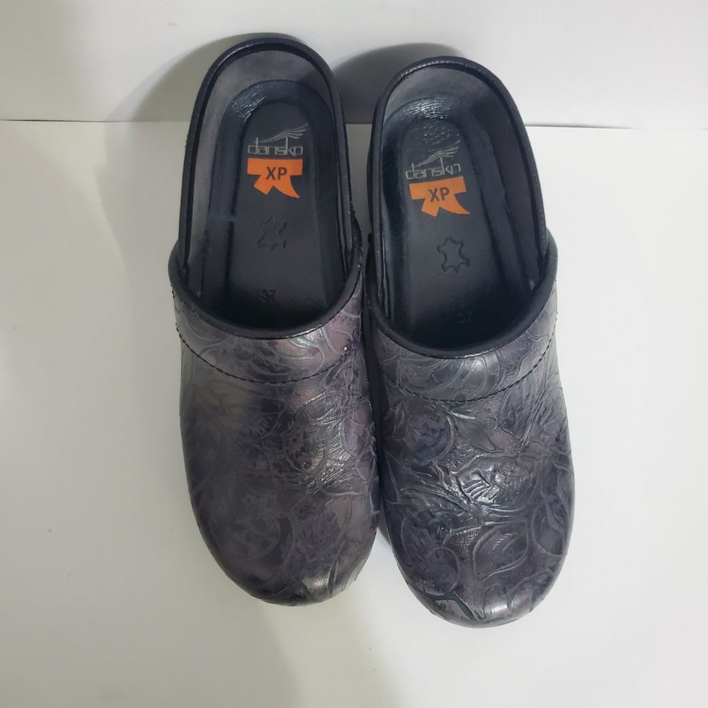 Dansko Xp Professional Clog Gray Tooled Leather E… - image 3